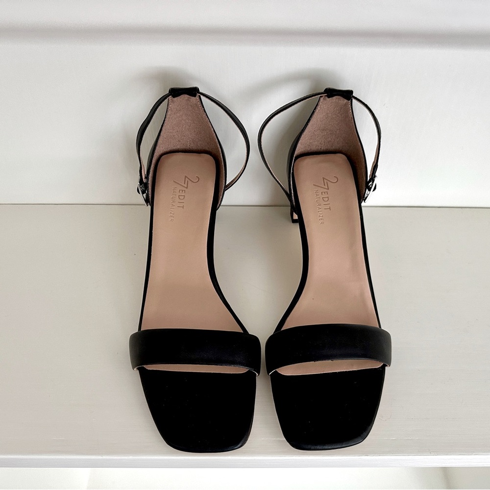 27 Edit Naturalizer Iriss Ankle Strap Sandal - 8W in Black Leather